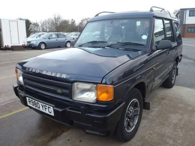 Land Rover Discovery ES V8i